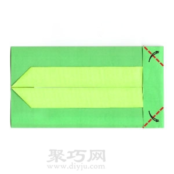 Illustration of the steps for folding a rectangular origami envelope