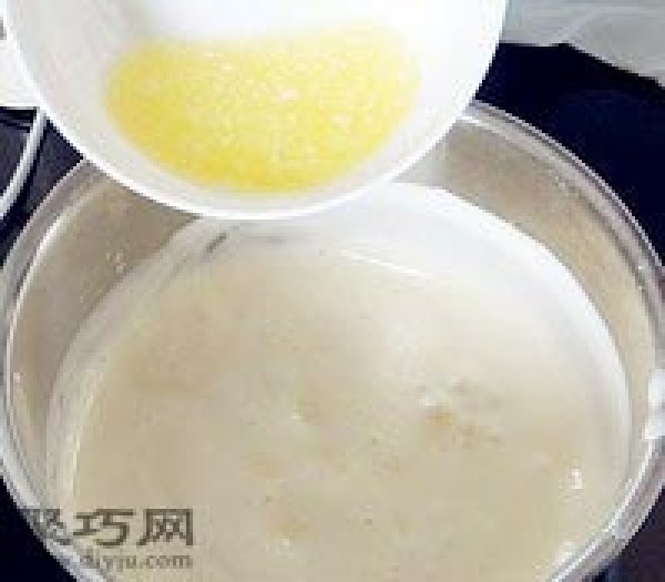 How to make whole egg sponge cake using ordinary rice cooker. Steps to make birthday cake without oven.