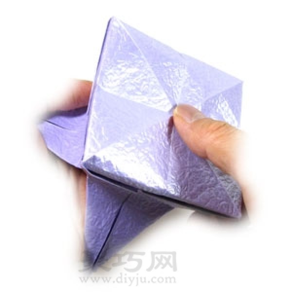 Illustration of the steps of handmade origami star box