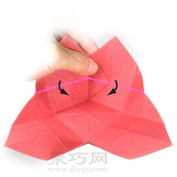 Three-dimensional heart-shaped origami method