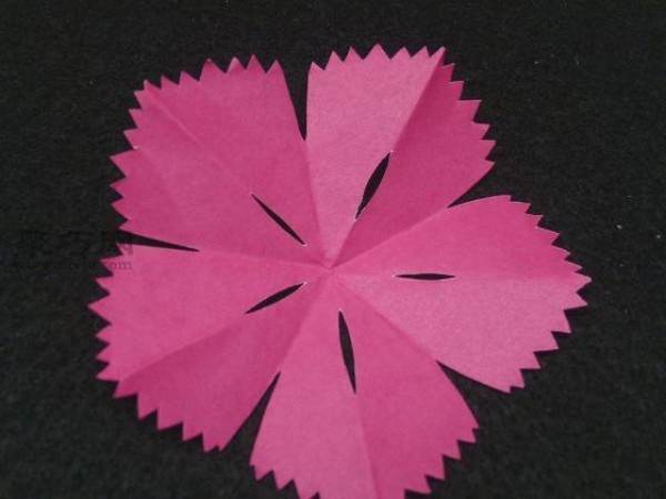 How to cut 5 petals in kindergarten paper cutting Pentagram paper cutting tutorial