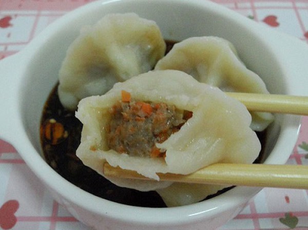 How to make mutton and carrot dumplings How to make mutton dumplings, a must-have for the Chinese New Year