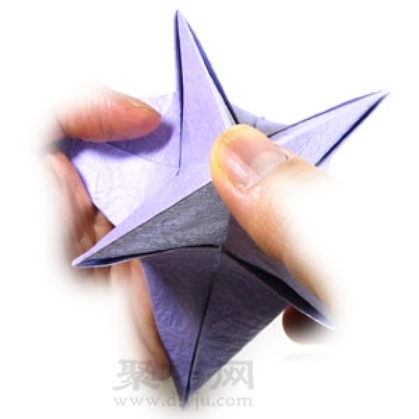 Illustration of the steps of handmade origami star box