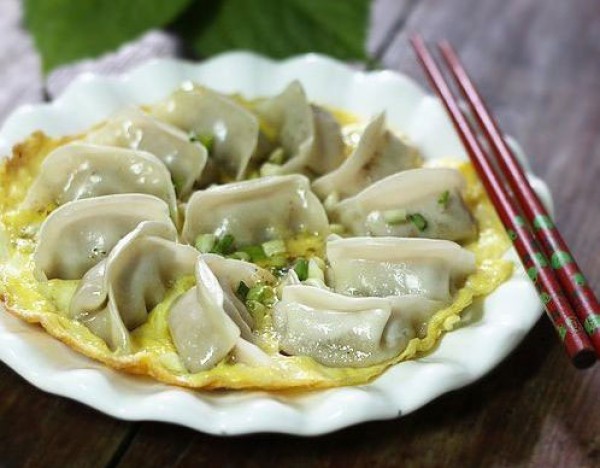 Creative recipe for fried egg dumplings Homemade fried dumplings