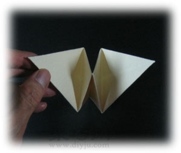 Origami Flying Crane Illustrated Tutorial