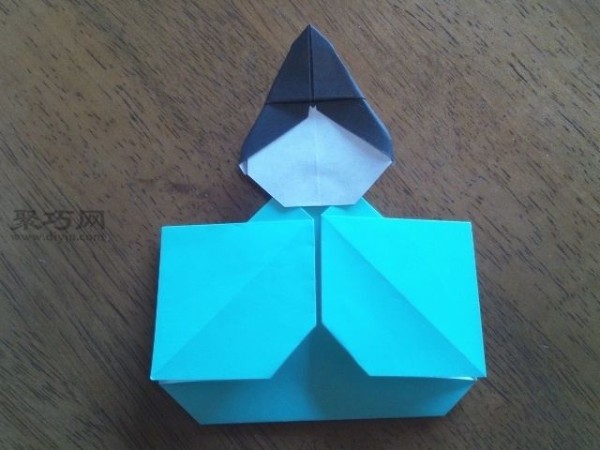 Cute three-dimensional Hanfu origami doll tutorial illustration