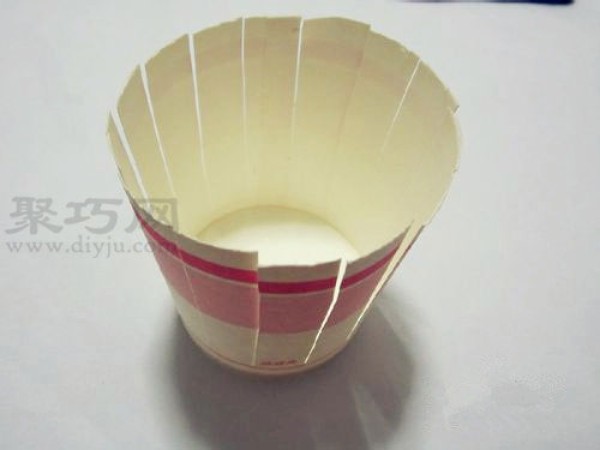 Paper cup handmade tutorial: Use disposable paper cups to make handmade lanterns