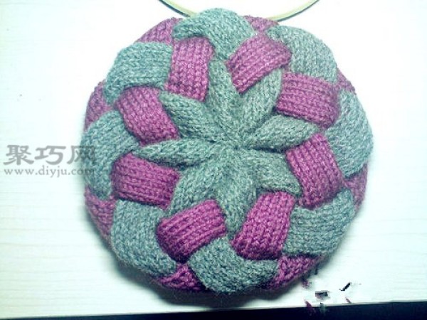 Tutorial on knitting woolen hats for the elderly. Teach you how to knit round woolen hats.