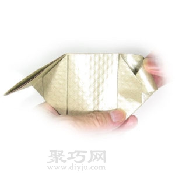 Want to learn how to make an origami wallet? This wallet origami tutorial will teach you easily