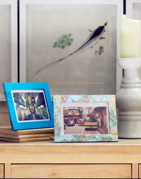 Turn old maps into treasure with DIY handmade photo frame tutorial