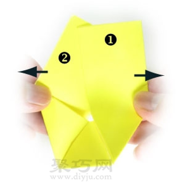 Illustrated tutorial on creative envelope origami method