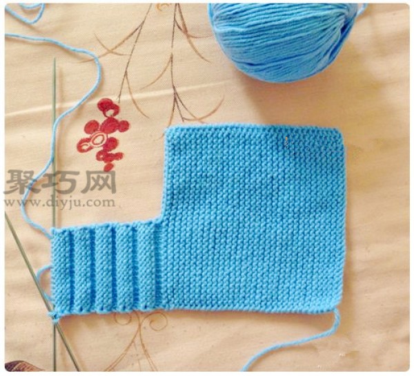 Knitting method of baby shoes with stick stitch. Teach you how to knit baby shoes with wool.