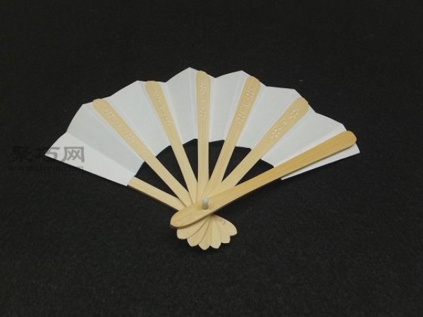 Handmade folding fan making tutorial: DIY an exquisite small folding fan