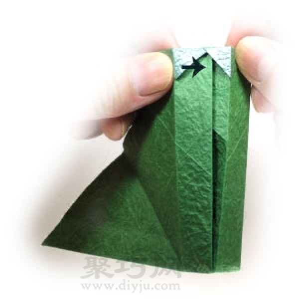 Origami tutorial for a very tall rectangular three-dimensional origami box