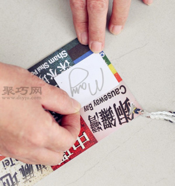 Turn old postcards into treasure with DIY personalized luggage information cards