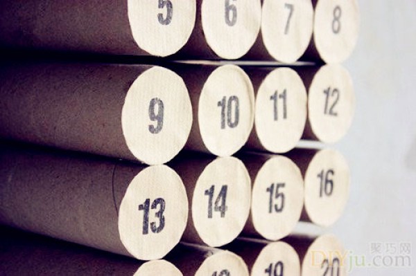 Toilet paper tube waste recycling diy personalized calendar