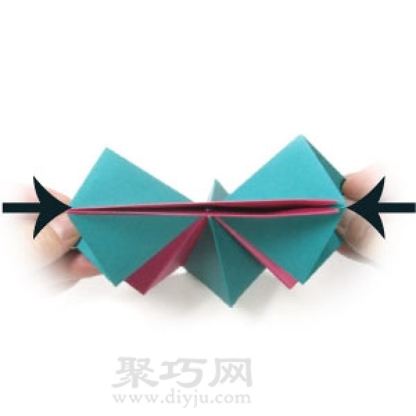 Illustration of handmade origami three-dimensional star folding method