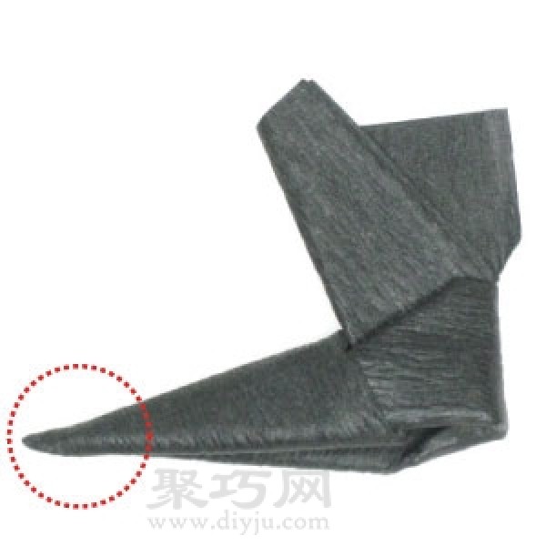 How to Origami Pointed Boots