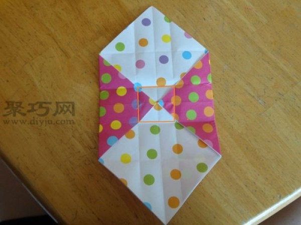 Origami movable spring box. Teach you how to make origami springs.