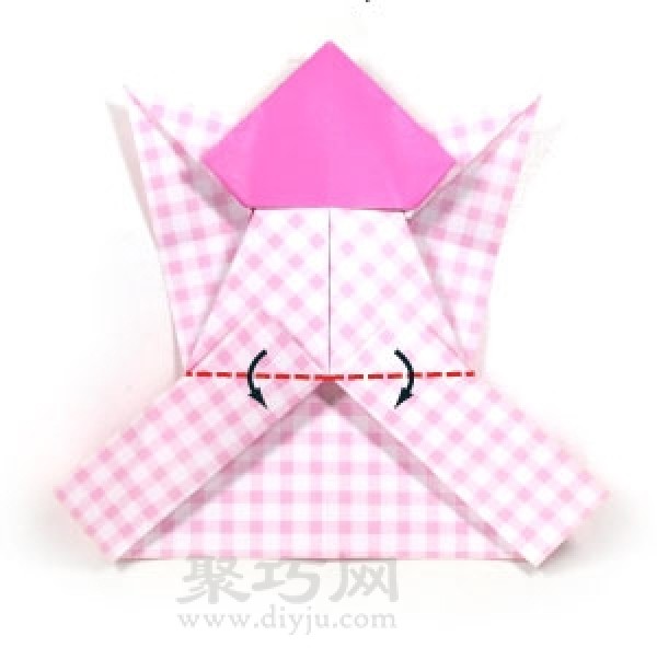 Steps to fold handmade origami angels