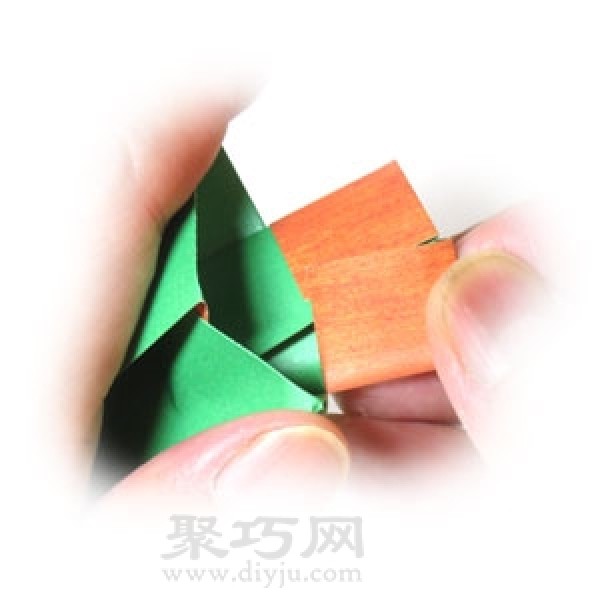 3D Origami Christmas Tree Illustrated Tutorial