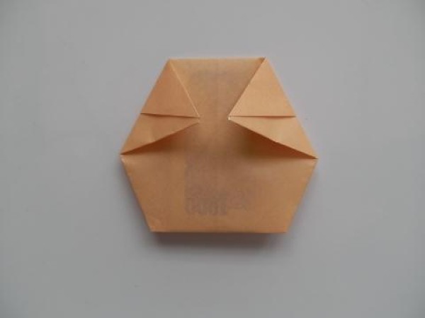 Fun tutorial on making origami baby face