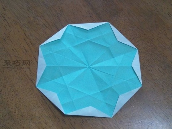 Teach you how to make origami medals that look like flowers