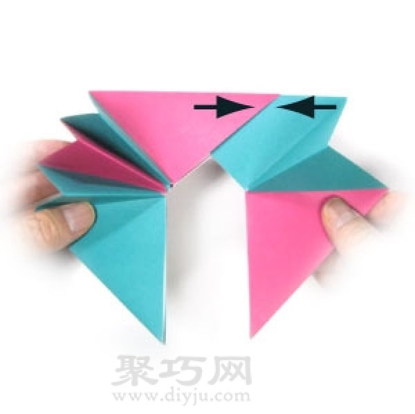 Illustration of handmade origami three-dimensional star folding method