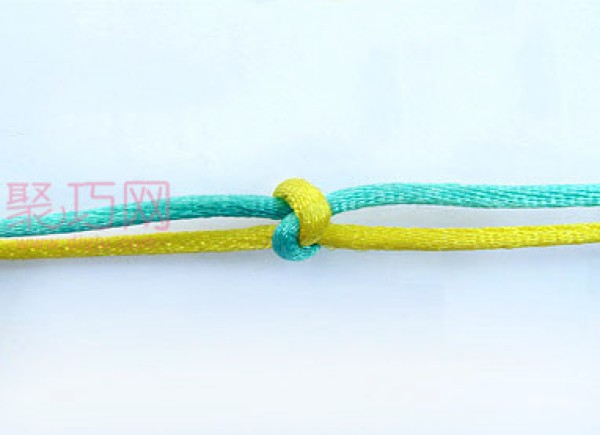 Introductory Tutorial on Chinese Knot: Illustration of the Diamond Knot Knitting Method