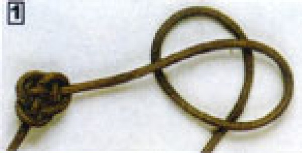 Illustrated tutorial on how to knit a single-thread double-money Chinese knot