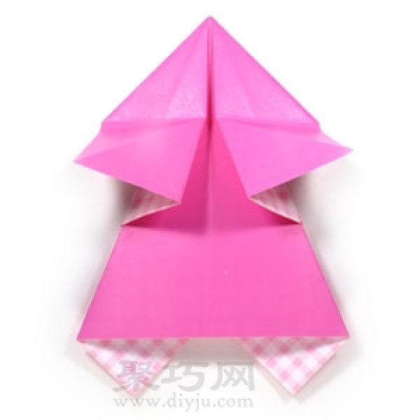 Steps to fold handmade origami angels