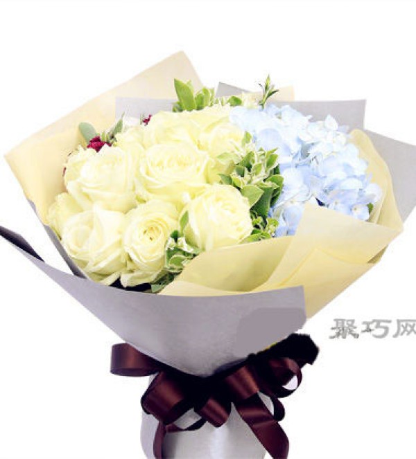 What does the white rose mean? What is the meaning of sending white roses?