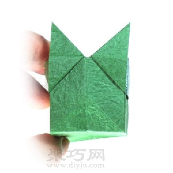 Illustration of folding origami butterfly box