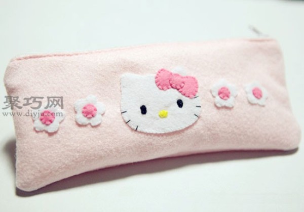 Hello Kitty cartoon pencil case DIY tutorial 6 steps to learn how to make your own fabric pencil case