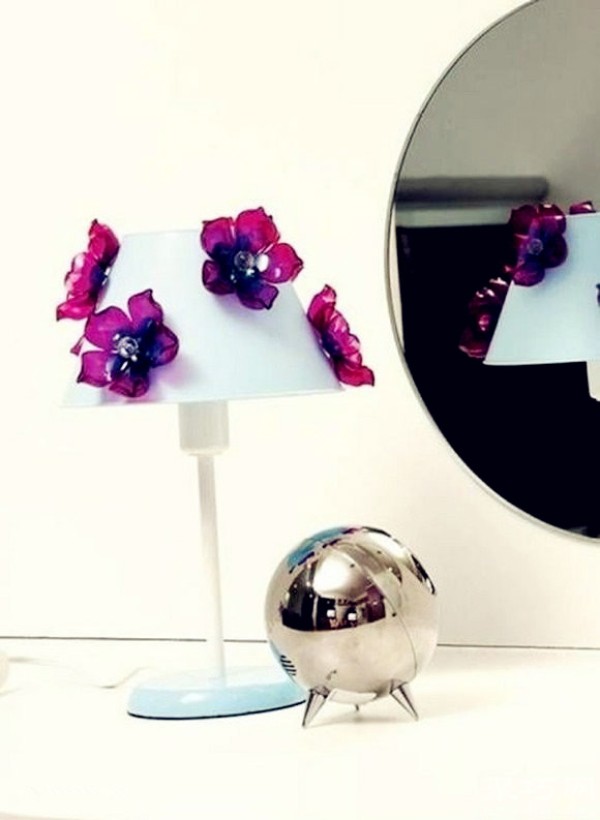 How to turn plastic bottles into treasure by hand-making exquisite plastic artificial flowers