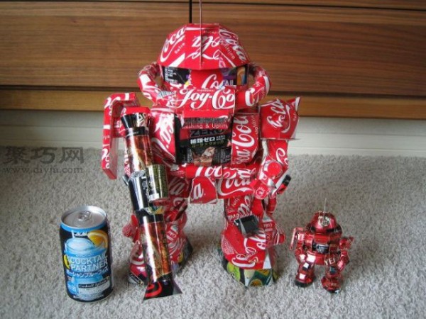 Complete collection of handmade cans: make cans into lifelike anime characters