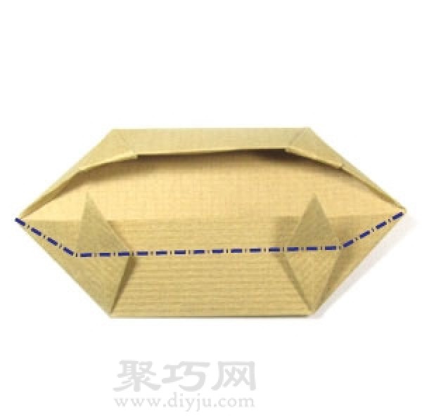 Small paper boat origami tutorial illustrated in just a few minutes