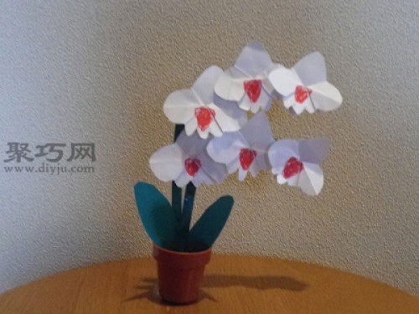 Teach you how to make origami flowers: Phalaenopsis Origami Illustrations