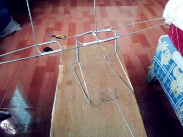 Turning cans from waste into treasure: DIY hand-made large sailboat model from cans