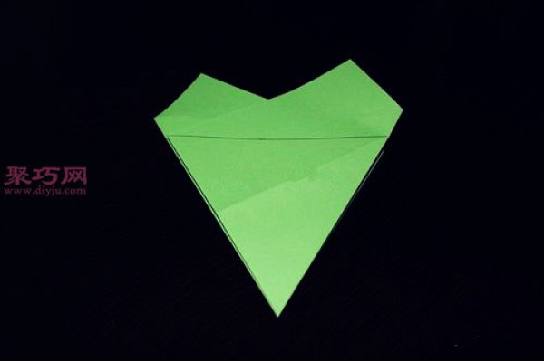 Illustration of how to fold a square origami into a hexagon. Tell you how to fold a regular hexagon.