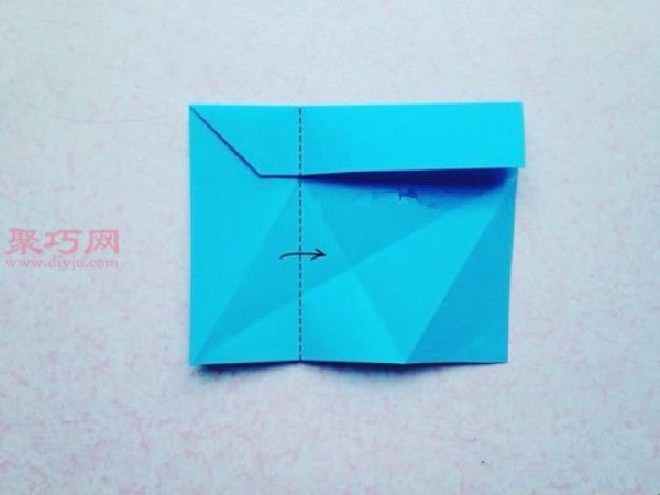 How to fold a triangular carton lid Teach you how to fold a triangular carton lid