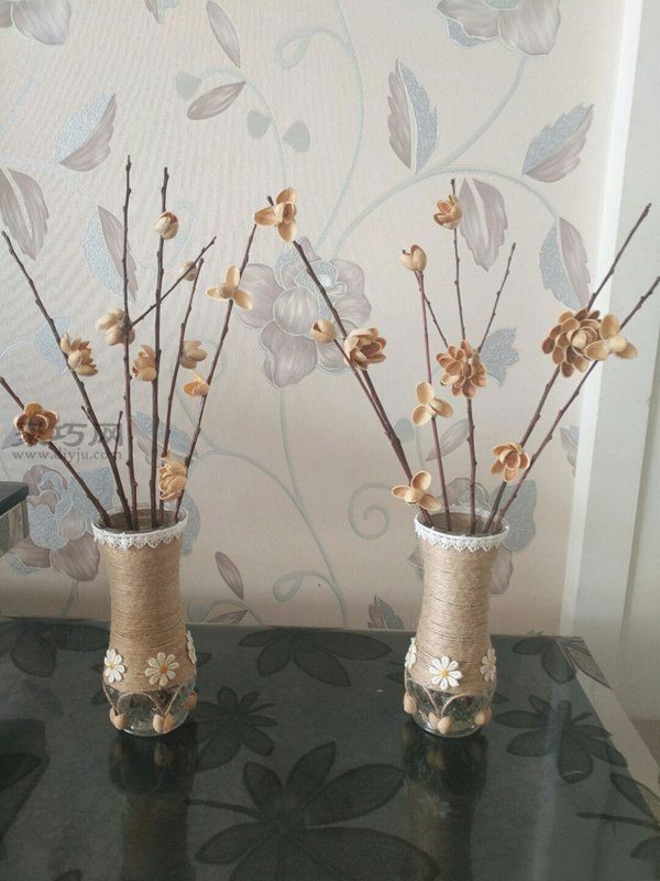 How to use pistachio shells to create artistic flower arrangements