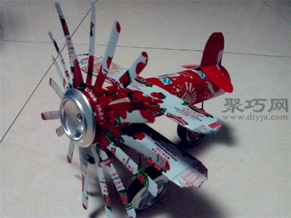 How to make a can airplane. How to make a propeller airplane from a can.