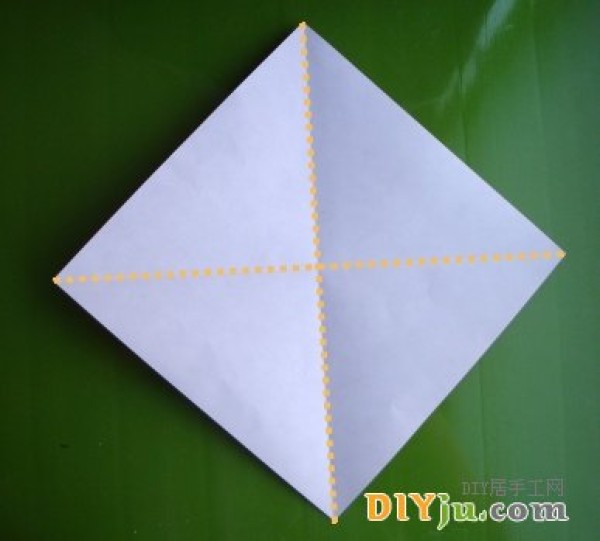 Very cute Santa Claus origami method + illustrated tutorial