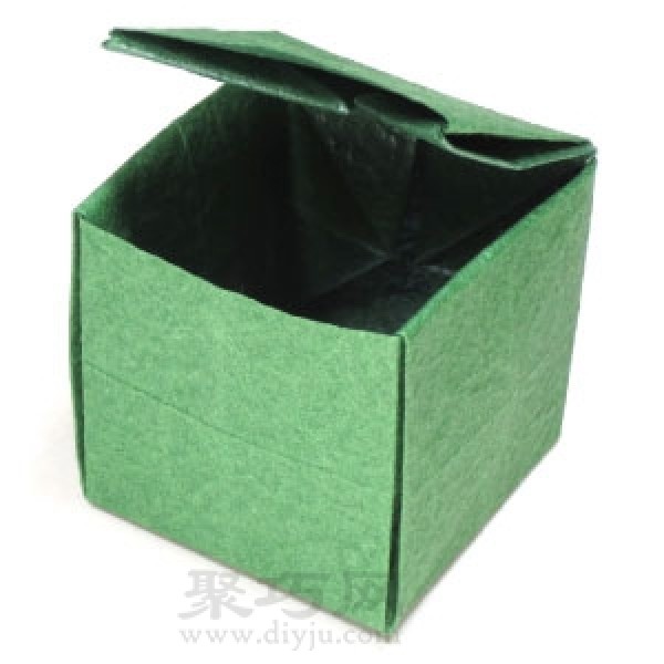 How to fold an origami box with a lid