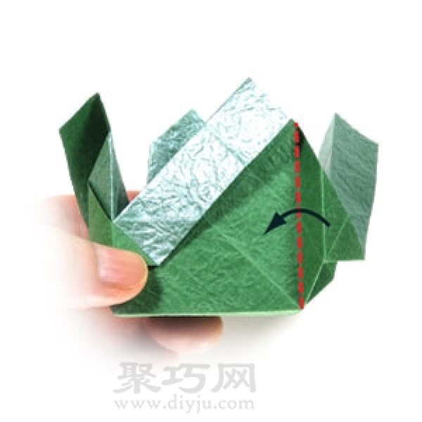 Simple origami illustration of a square box with lid