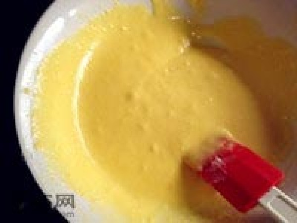 How to make meat floss chiffon cake rolls without cracking. Steps to make meat floss cake rolls.