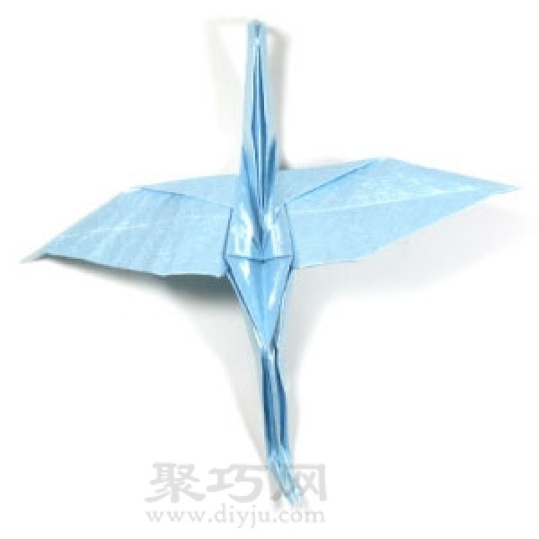 Illustration of steps to make origami flying paper cranes