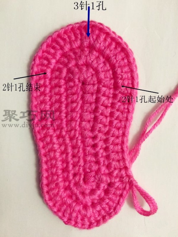 How to crochet woolen shoes for baby girls. Teach you how to knit woolen shoes for your baby.