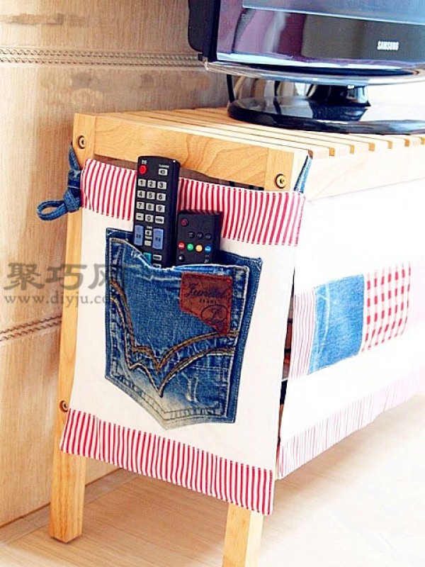 Transform old jeans into TV cabinet storage bags, a must-have for storing remote controls